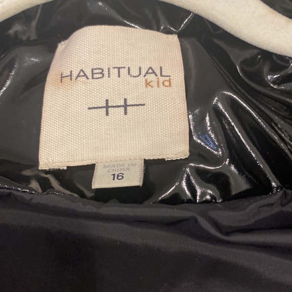 Habitual Kids Black Patent Puffer Peacoat w/Cropped Bell Sleeves Size 16 - Picture 8 of 9